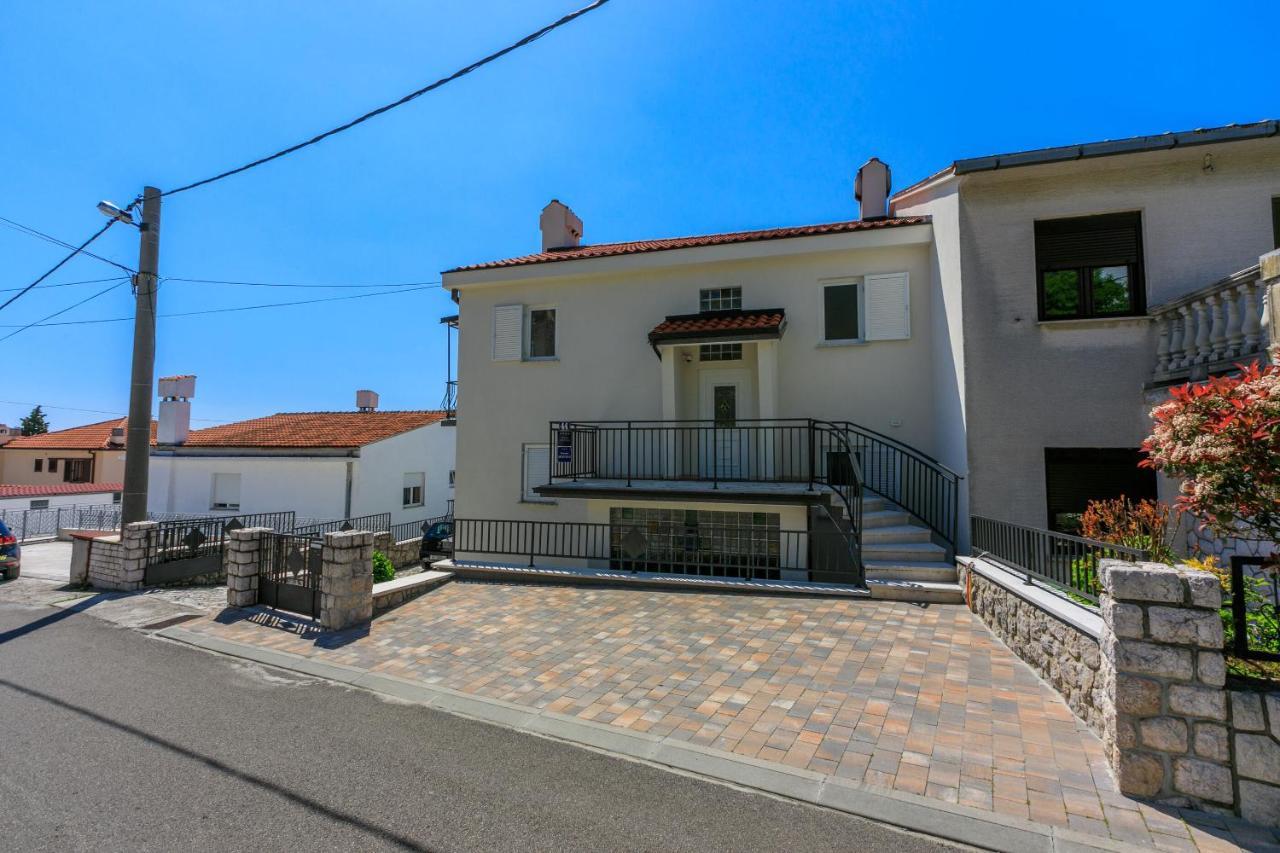 Apartment Mira Crikvenica Exterior photo
